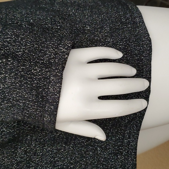 🆕️ AVENUE Black Metallic Thread Sweater SIZE: 26/28 - Picture 2 of 8